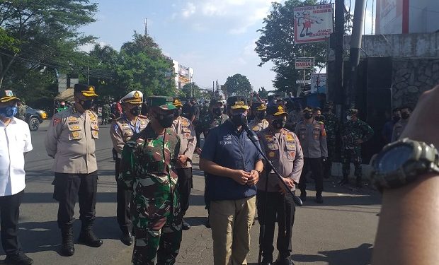 Anies, Kapolda, dan Pangdam Cek 3 Pos Penyekatan PPKM Darurat, 1001 Alasan Warga Bikin Geleng-geleng
