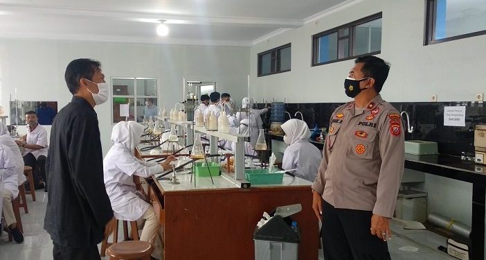 Polisi Pantau Penerapan Prokes di Sekolah Tasikmalaya