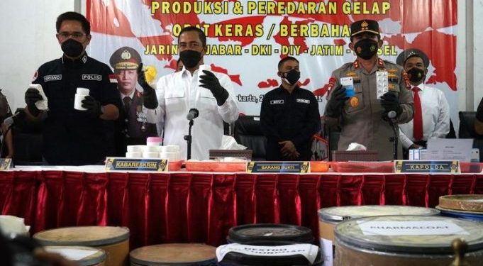 Bareskrim Bongkar Pabrik Obat Keras Ilegal di Yogyakarta