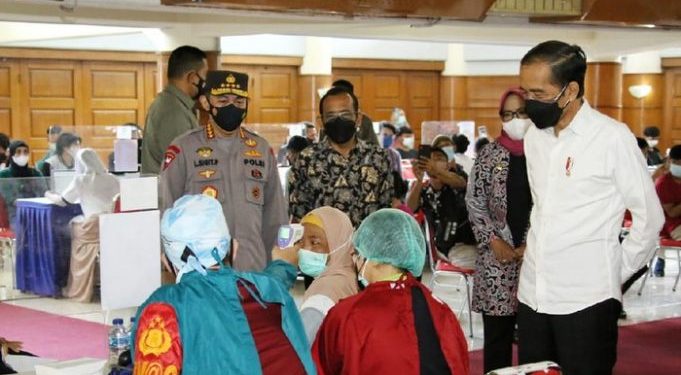 Polri Gelar Vaksinasi Merdeka Se-Indonesia, Sinergi dengan BEM dan OKP