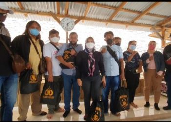 Kabareskrim Bagikan Sembako Kepada Forum Wartawan Polri