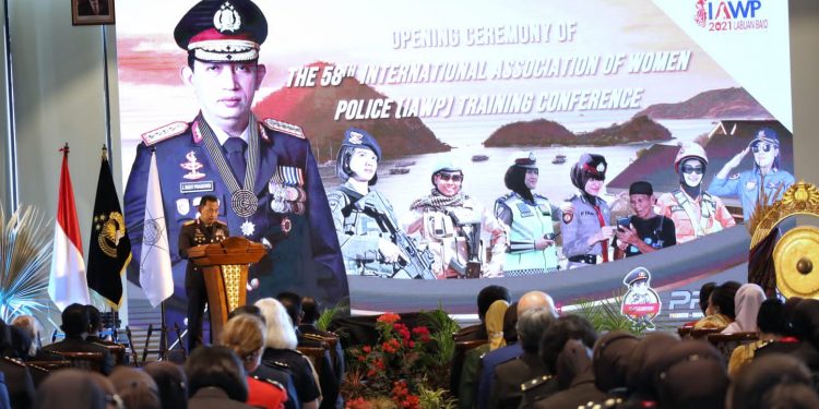 Kapolri Buka IAWP ke-58 : Polri Terbuka Untuk Kaum Adam dan Hawa