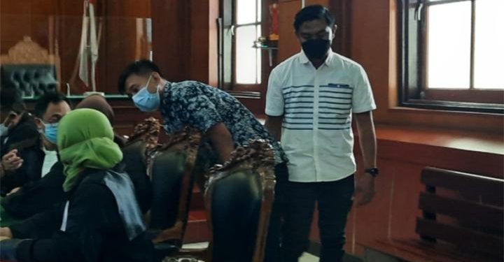 Polisi yang Aniaya Jurnalis Tempo Nurhadi Jalani Tuntutan