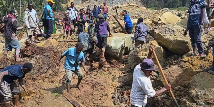 Papua Nugini Longsor, Ribuan Orang Tertimbun. Sumber CNN.