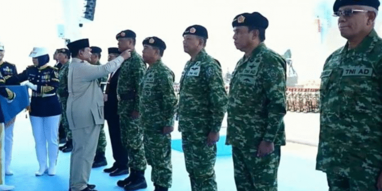 Lima Tokoh Dianugerahi Pangkat Jenderal Kehormatan Bintang Empat oleh Presiden Prabowo