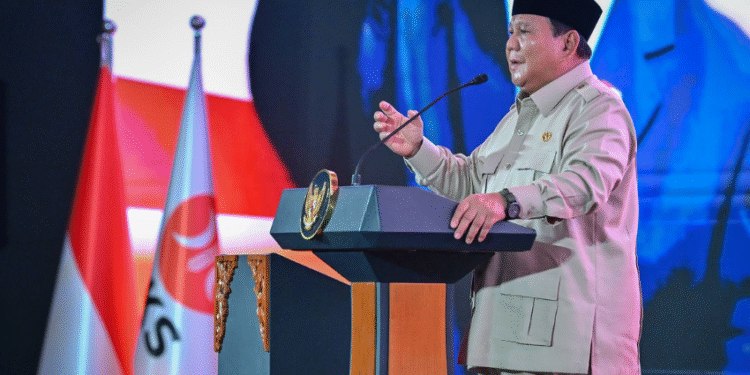 Prabowo Soroti Parahnya Korupsi dan Ingatkan Kebersihan Program MBG
