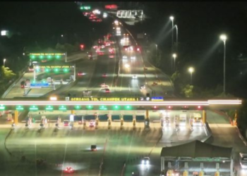 ETLE Drone Presisi Pantau Arus Mudik di Tol Cikampek, Lalu Lintas Ramai Lancar