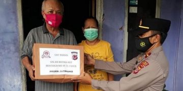 Jelang Peringatan Hari Bhayangkara Ke 75, Polres Majalengka Polda Jabar Bagikan Paket Sembako Kepada Purnawirawan Polri