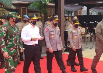 Polri-TNI Gelar Vaksinasi Massal di Jaksel, Persilakan Warga Datang
