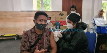 Polrestabes Surabaya Vaksin Anak Yatim Piatu