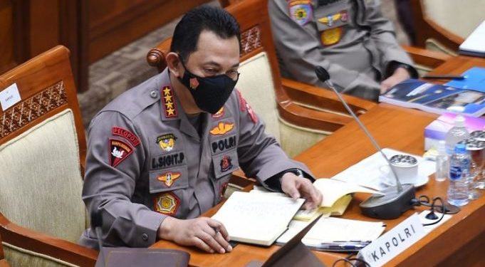 Kapolri Instruksikan Polisi untuk Percepat Distribusi Bansos