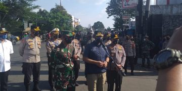 Anies, Kapolda, dan Pangdam Cek 3 Pos Penyekatan PPKM Darurat, 1001 Alasan Warga Bikin Geleng-geleng