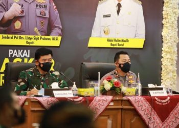 Panglima TNI dan Kapolri tinjau penerapan aplikasi Silacak di Sleman