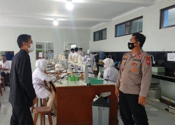 Polisi Pantau Penerapan Prokes di Sekolah Tasikmalaya