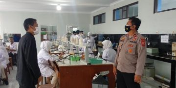 Polisi Pantau Penerapan Prokes di Sekolah Tasikmalaya