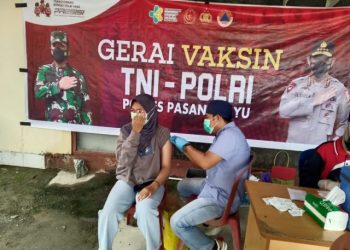 Dalam 2 Hari, 1812 Warga Pasangkayu Telah Divaksinasi.