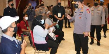 Kapolri Ajak Semua Angkatan Akpol Mempercepat Vaksinasi