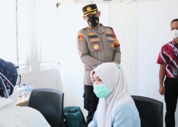 Polres Brebes Sasar Ribuan Buruh Pabrik untuk Ikut Vaksinasi