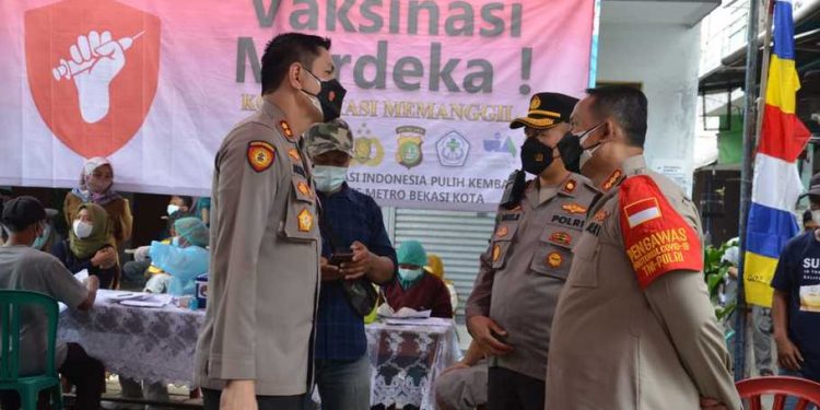 Polrestro Bekasi Kota Gelar Vaksinasi Merdeka