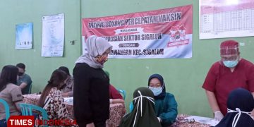 Wakil Ketua DPD PDI Perjuangan Jateng  Kunjungi Vaksin Merdeka Candi 2021