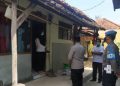 Wujud Kepedulian, Polisi Berikan Bantuan Sembako kepada warga yang melakukan isolasi mandiri ditengah PPKM