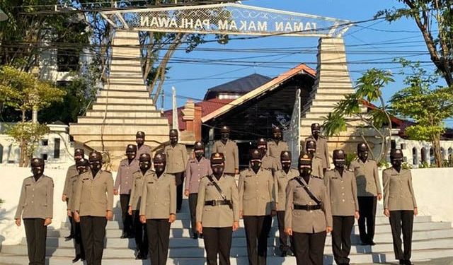 HUT Polwan RI, Bagi Sembako, Donor Darah hingga Ziarah