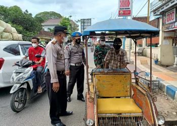 Polsek dan Koramil Ganding Lakukan Operasi Yustisi