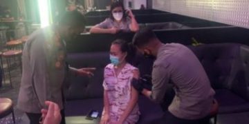 Dir Binmas Polda Papua Pimpin Pelaksanaan Vaksinasi Door To Door di Wilayah Expo Waena