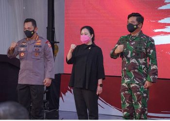 Tinjau Vaksinasi Massal Akabri 96, Kapolri: Kerja Keras Tanggulangi Covid-19