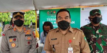 Di Bantu Anggota Polri, Nenek Soebandijah, Janda 80 Tahun Di Blora Akhirnya Mendapat Vaksinasi