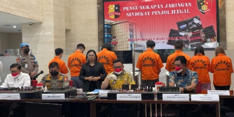 Geledah Tujuh Kantor Pinjol Ilegal di Jakarta, Polri Tangkap 7 Tersangka