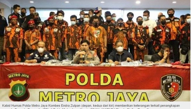 Polisi Kembali Tetapkan Satu Orang Pengeroyok Perwira Polisi Saat Demo Ormas PP di DPR