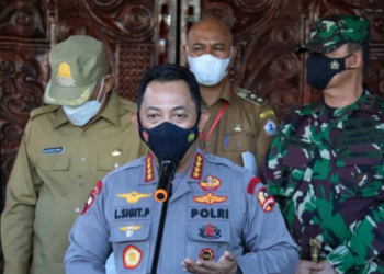 Kapolri minta TNI-Polri bersinergi percepat vaksinasi di Aceh
