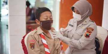 Vaksinasi Serentak Indonesia di selenggarakan di Madrasah Tsanawiyah Asy Syafi’iyyah Jatibarang Brebes