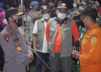 Gunung Semeru Erupsi, Kapolri Listyo: Perlu Jalur Transportasi Baru untuk Percepatan Penanganan Pasca Bencana