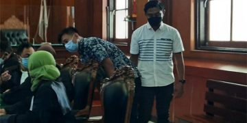 Polisi yang Aniaya Jurnalis Tempo Nurhadi Jalani Tuntutan