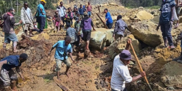 Papua Nugini Longsor, Ribuan Orang Tertimbun. Sumber CNN.